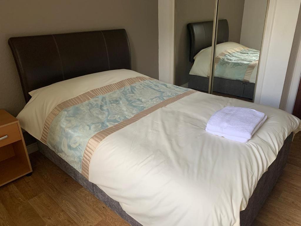 2 bedroom central apartment Edinburgh Buitenkant foto