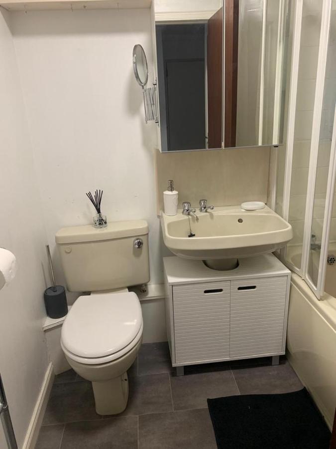 2 bedroom central apartment Edinburgh Buitenkant foto
